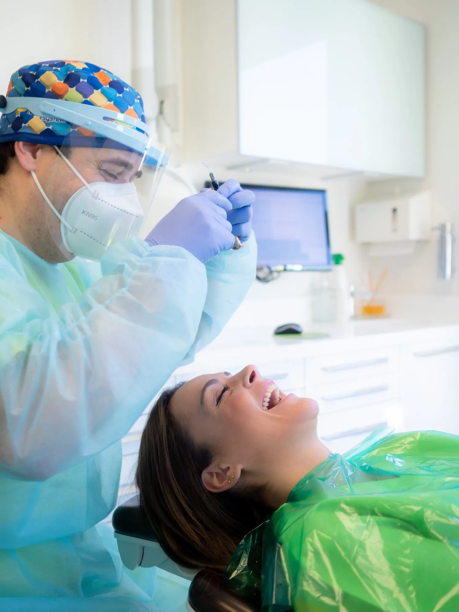 Resultado de estética dental en la Clínica Dental Sixto Rivas
